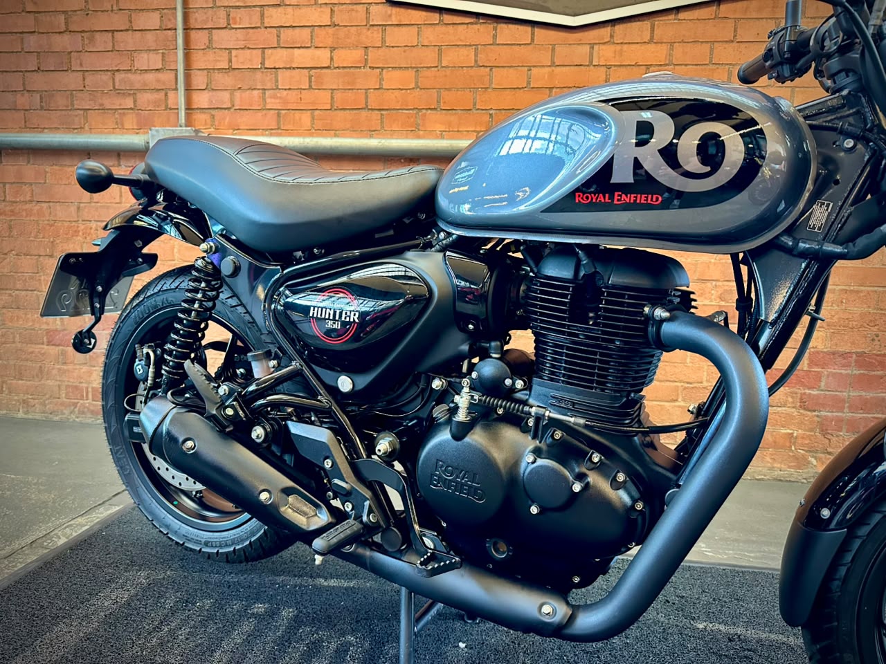ROYAL ENFIELD HUNTER 350