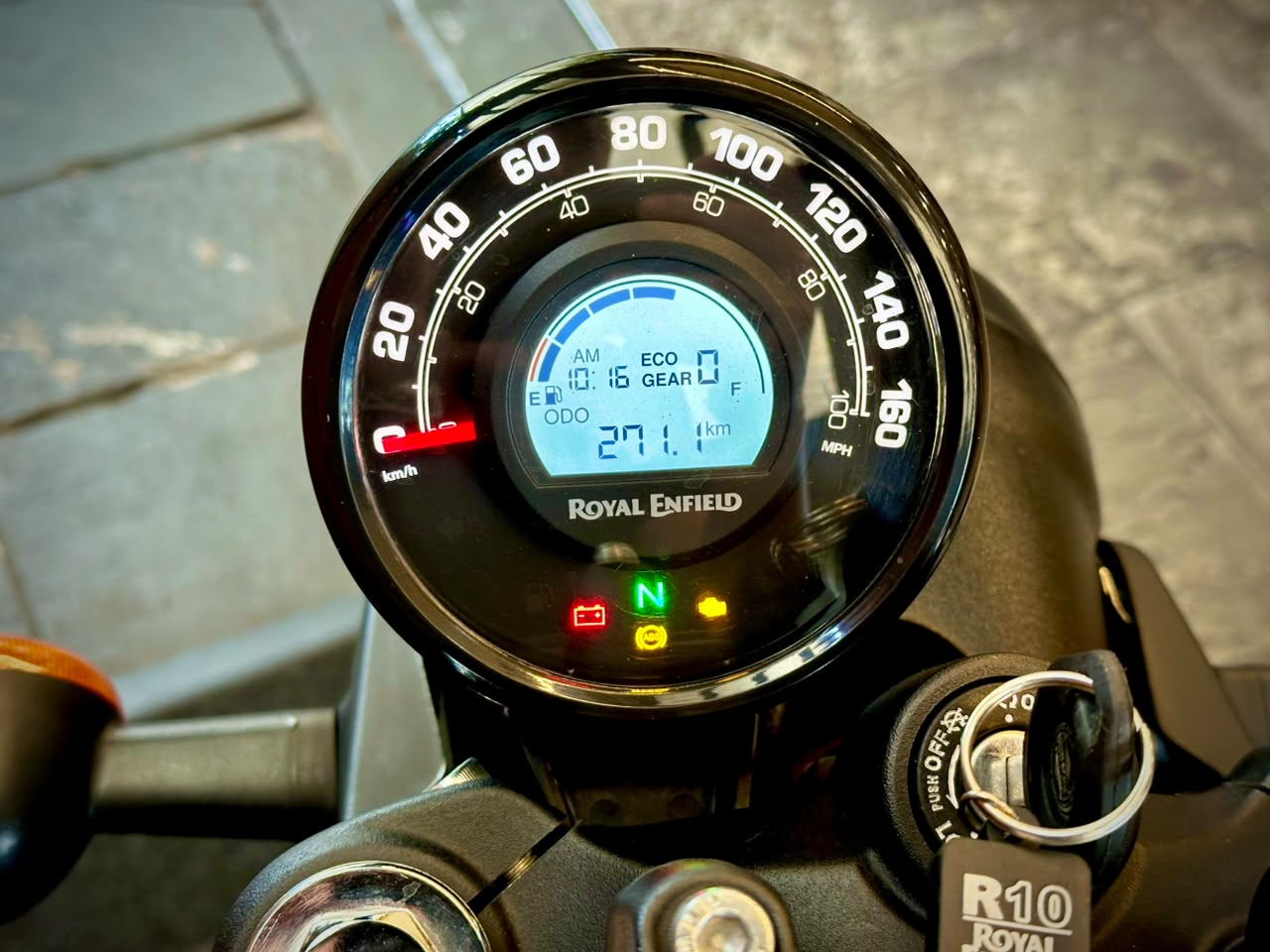 ROYAL ENFIELD HUNTER 350