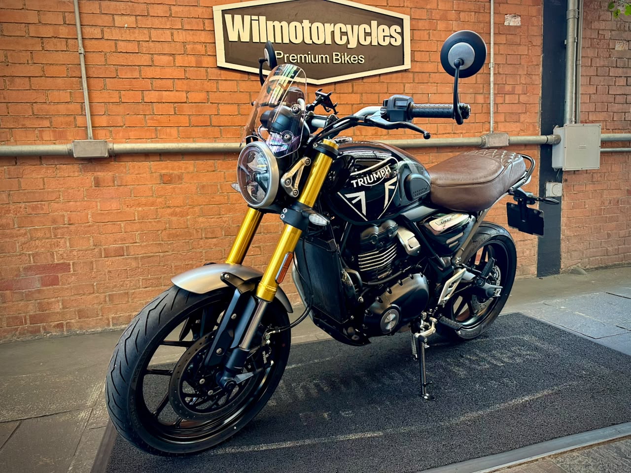 TRIUMPH SPEED 400