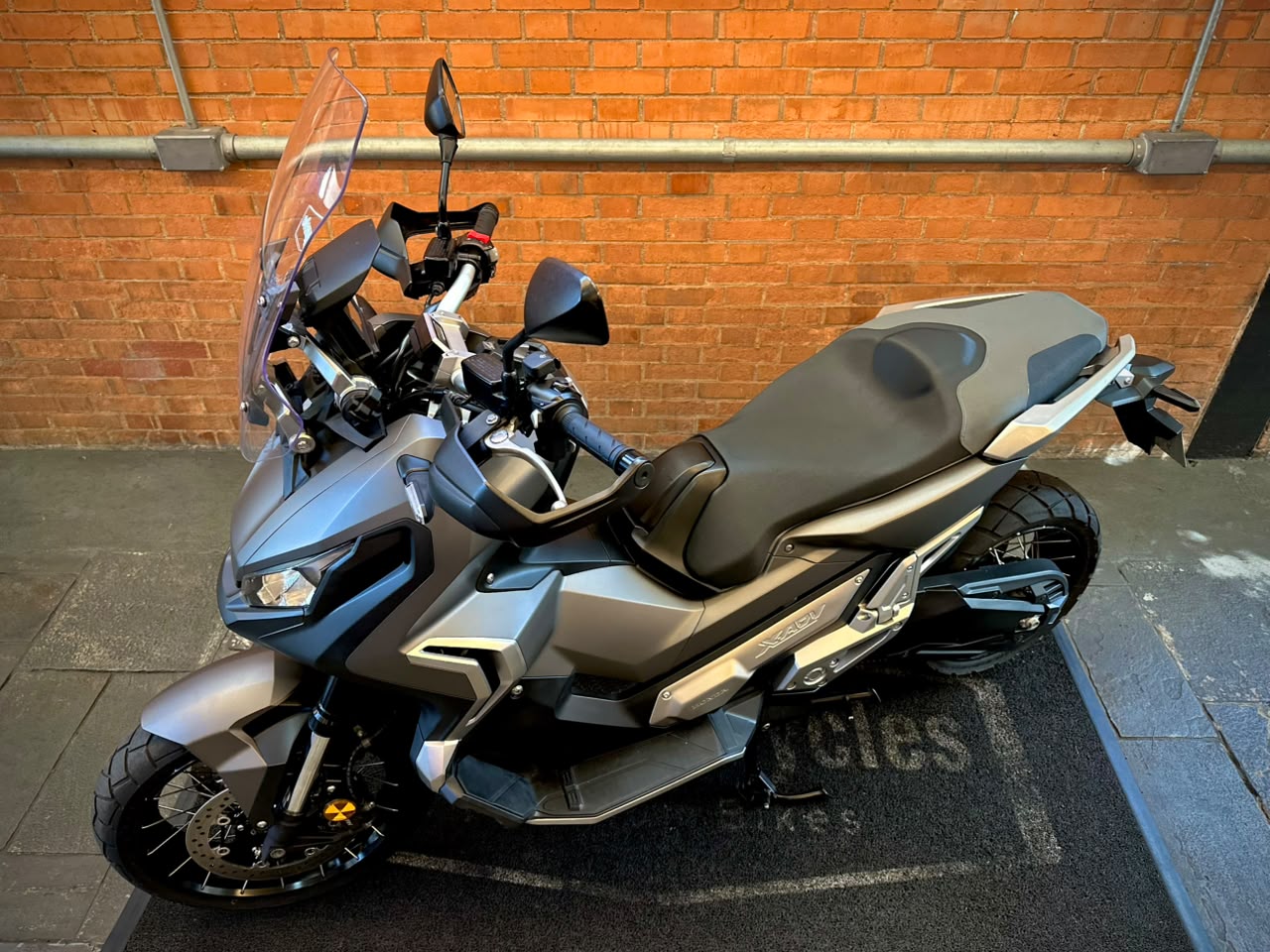 HONDA X-ADV