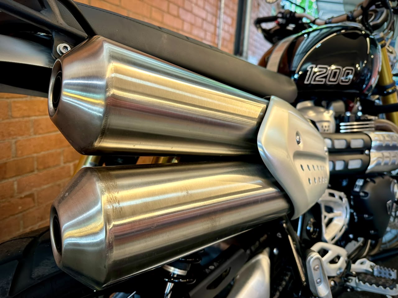 TRIUMPH BONNEVILLE SCRAMBLER 1200 XE