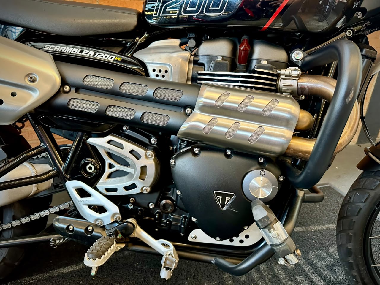 TRIUMPH BONNEVILLE SCRAMBLER 1200 XE