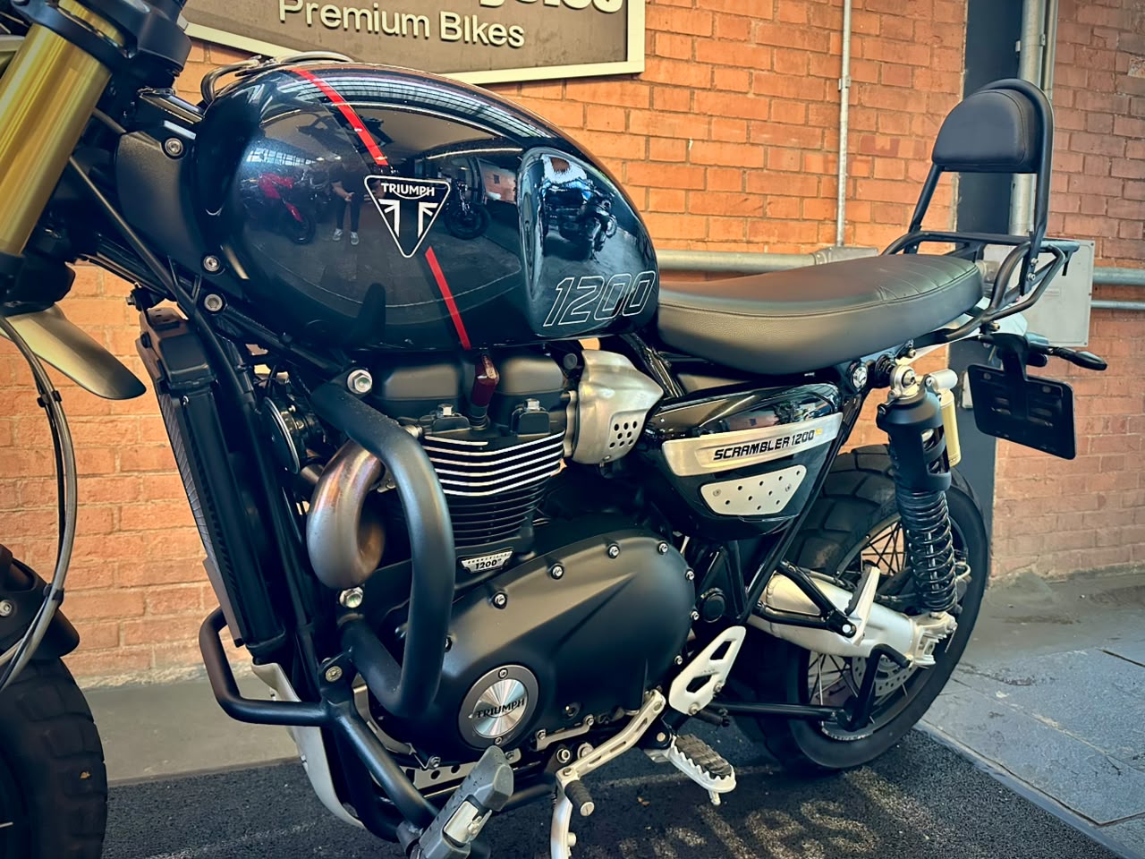 TRIUMPH BONNEVILLE SCRAMBLER 1200 XE