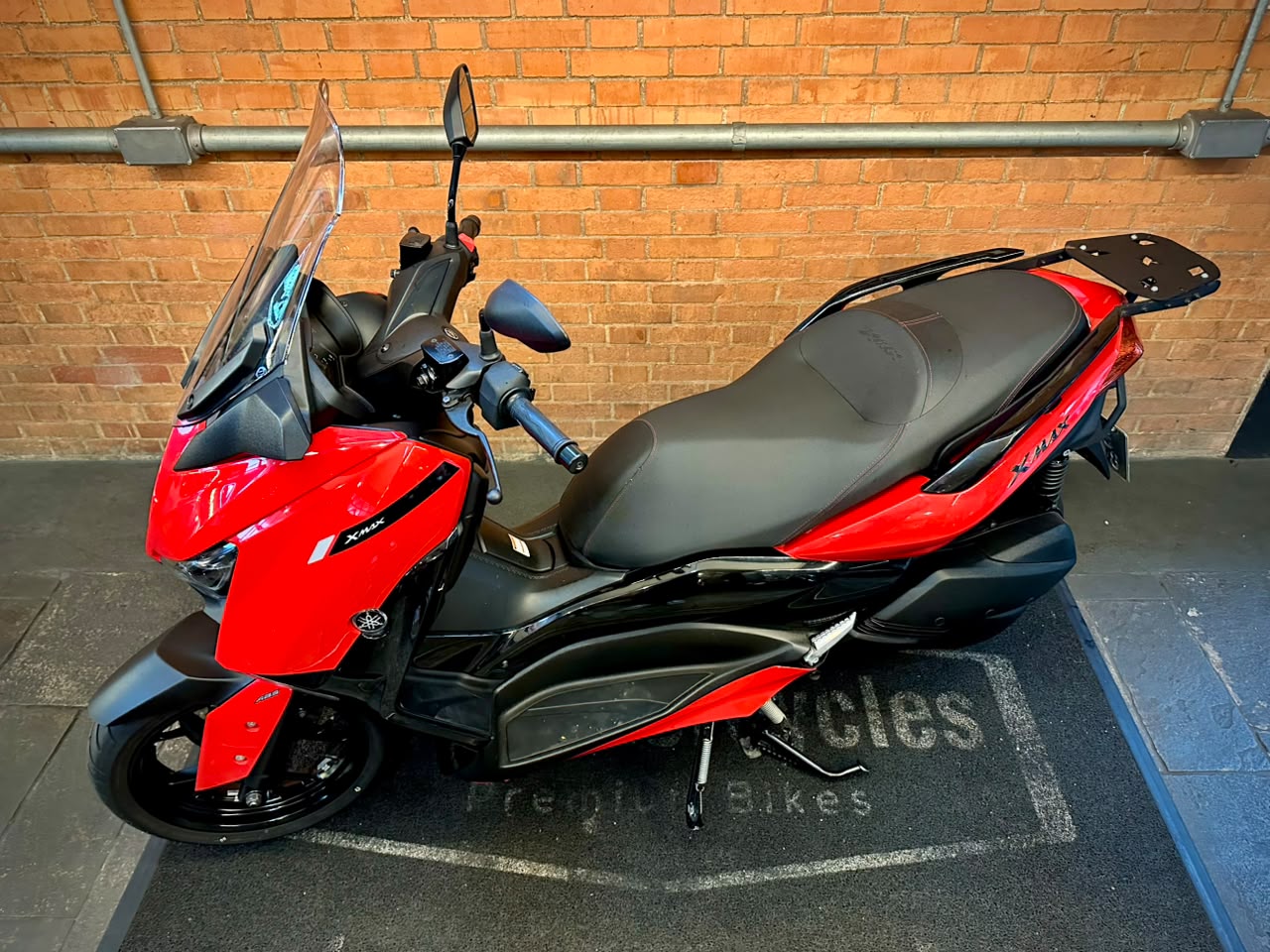 YAMAHA XMAX ABS