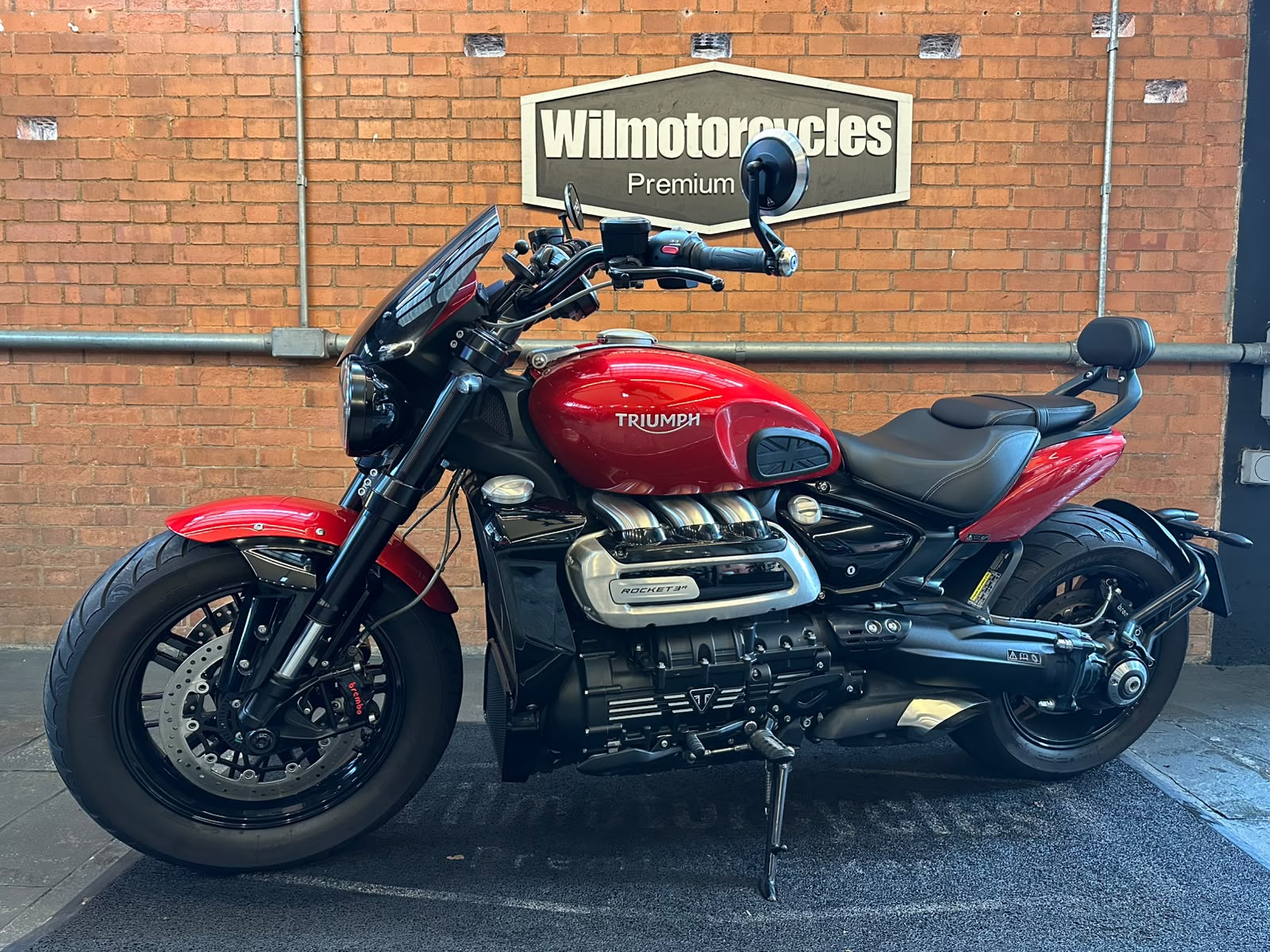 TRIUMPH ROCKET III R