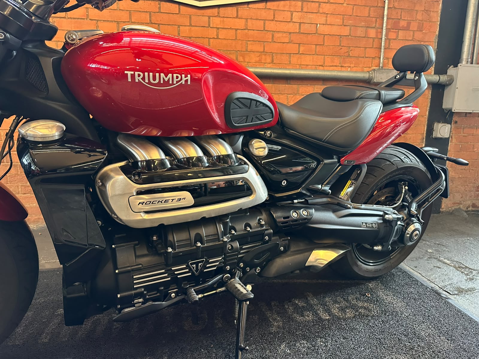 TRIUMPH ROCKET III R