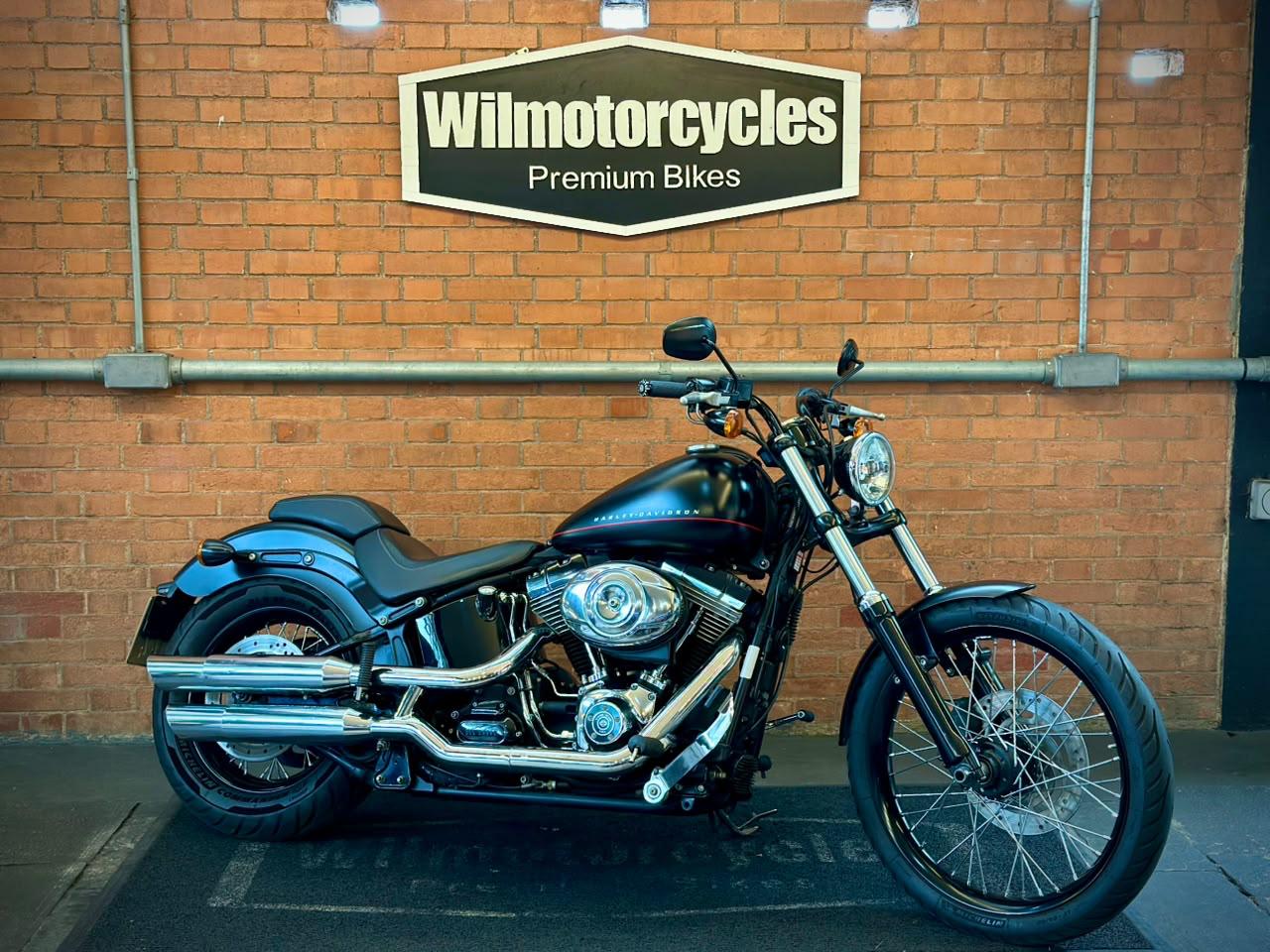 HARLEY-DAVIDSON SOFTAIL BLACKLINE
