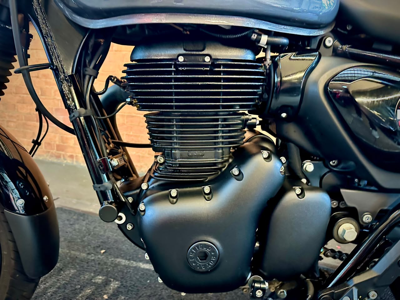 ROYAL ENFIELD HUNTER 350