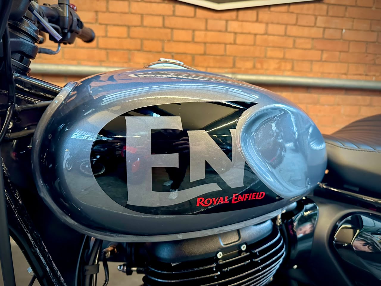 ROYAL ENFIELD HUNTER 350