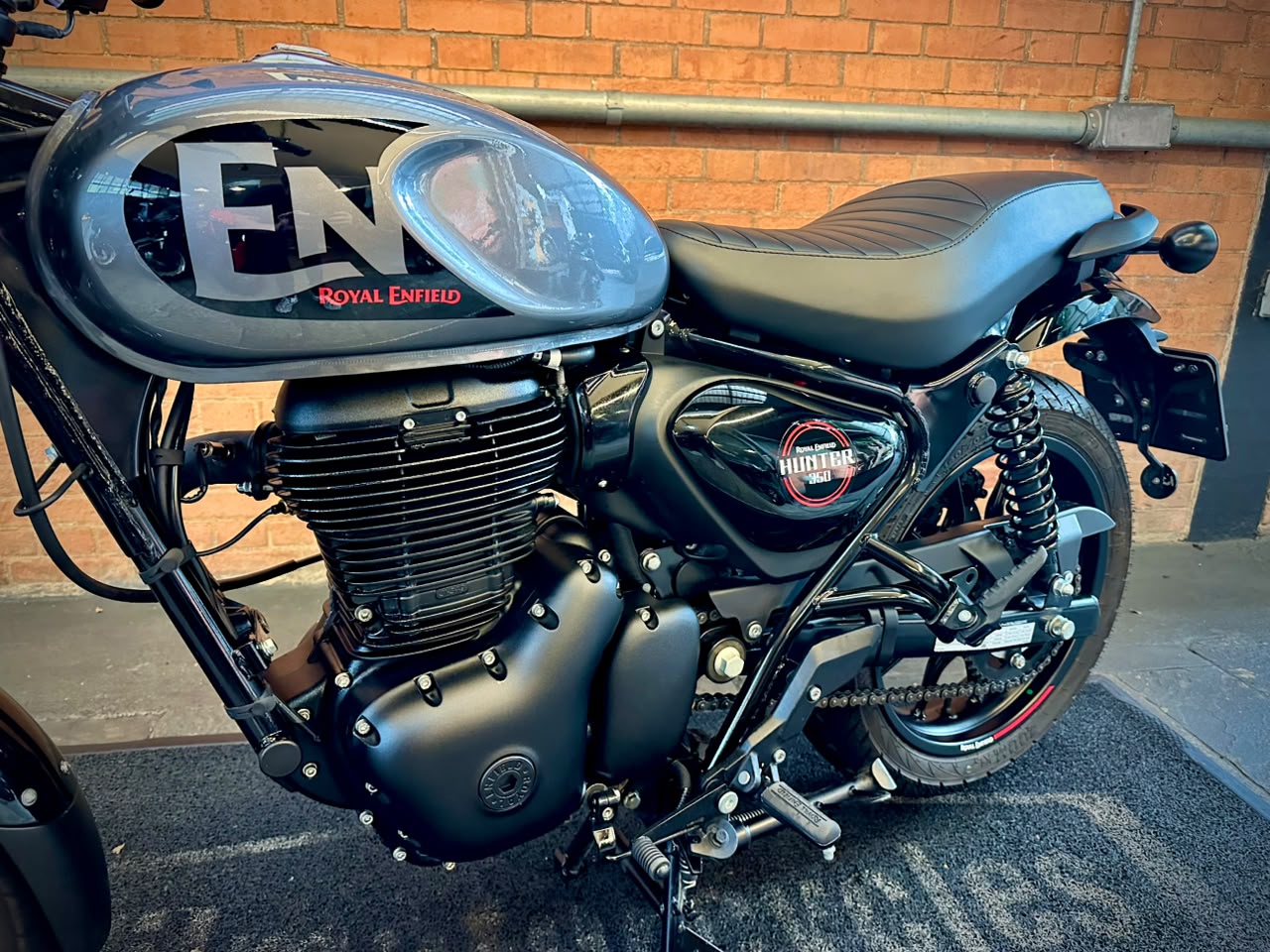 ROYAL ENFIELD HUNTER 350