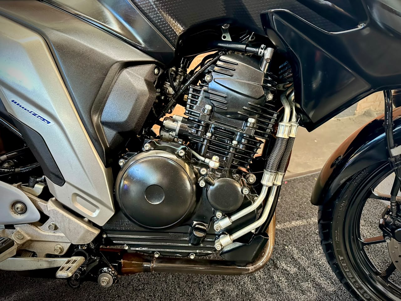 YAMAHA FZ25 FAZER ABS