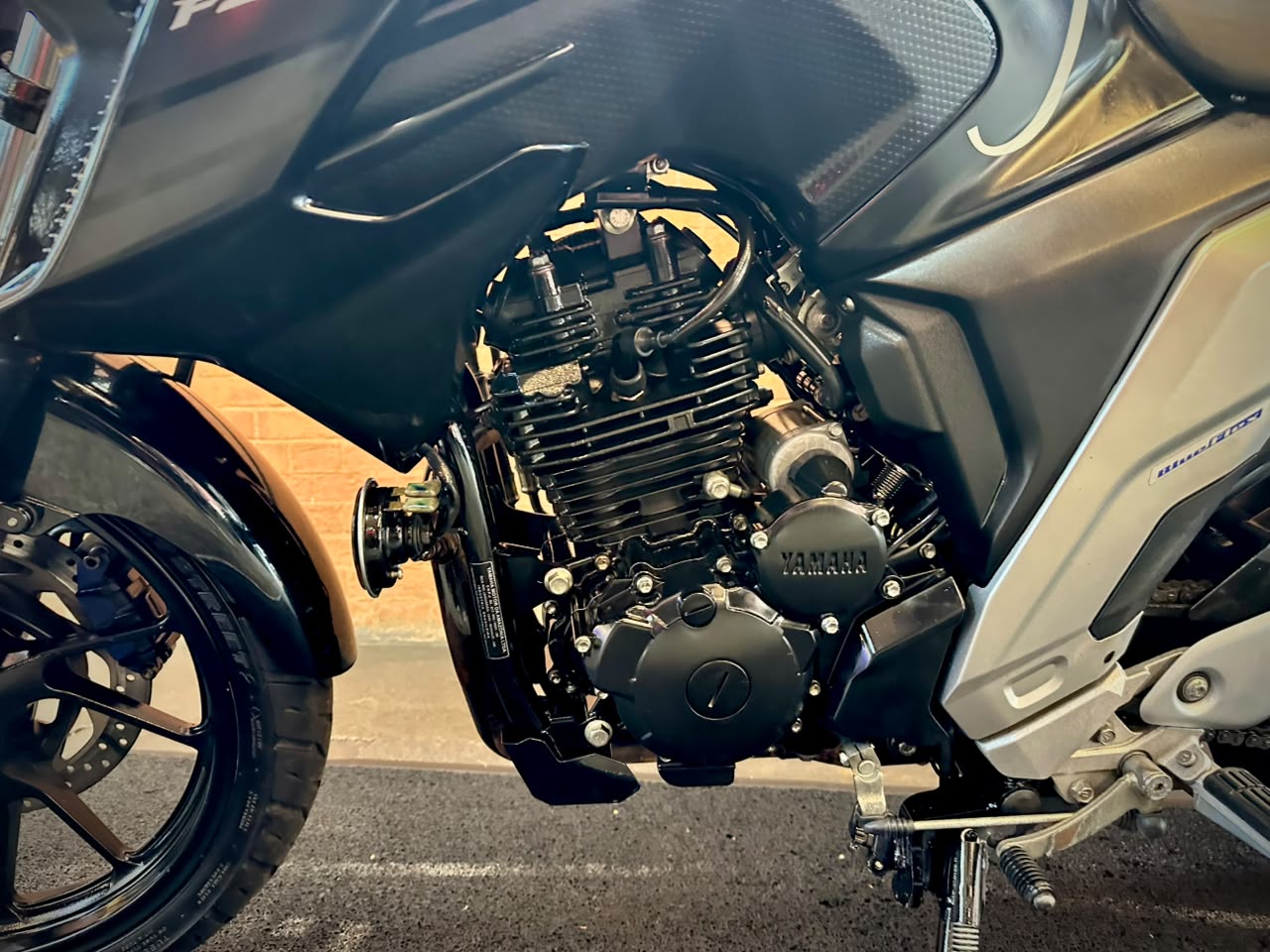 YAMAHA FZ25 FAZER ABS