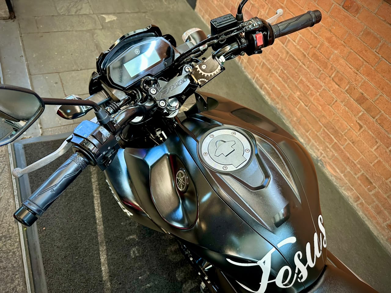 YAMAHA FZ25 FAZER ABS
