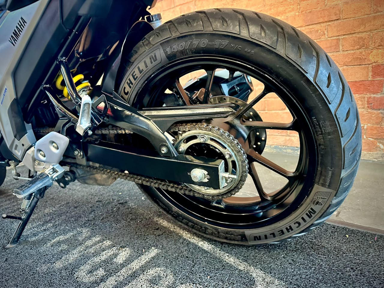 YAMAHA FZ25 FAZER ABS