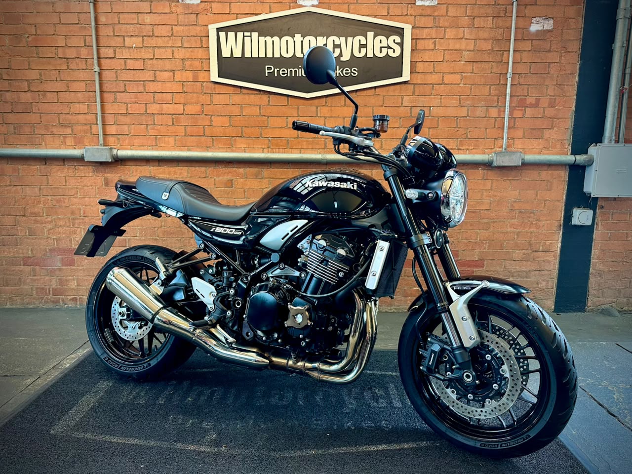 KAWASAKI Z900RS
