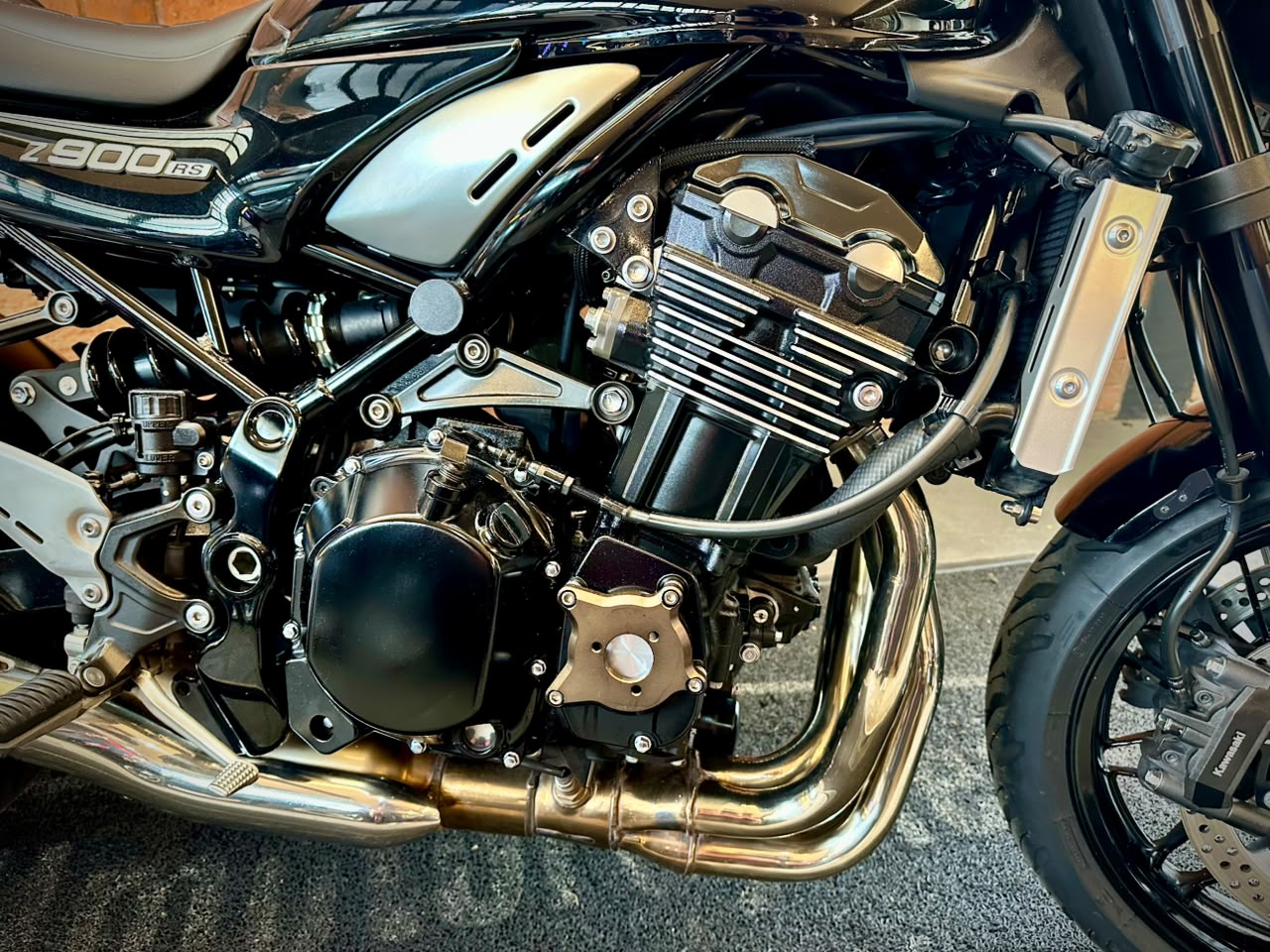KAWASAKI Z900RS