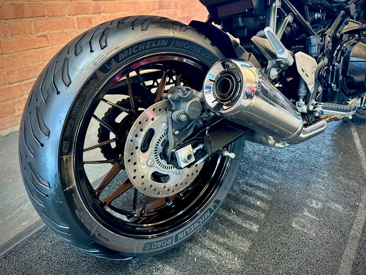 KAWASAKI Z900RS
