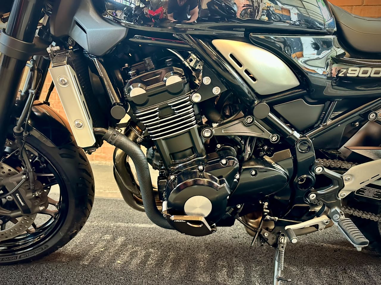 KAWASAKI Z900RS