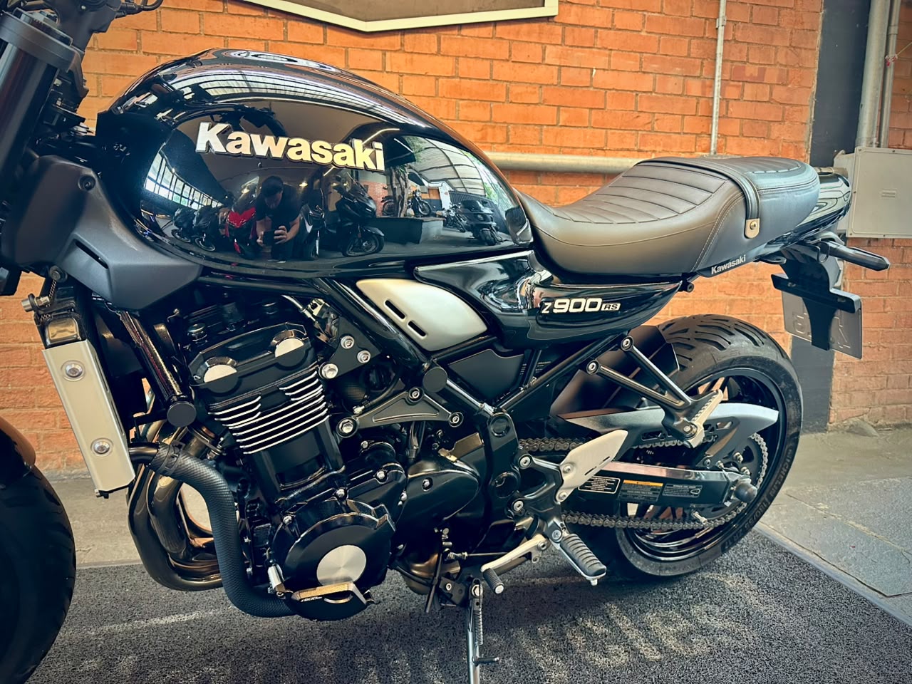 KAWASAKI Z900RS