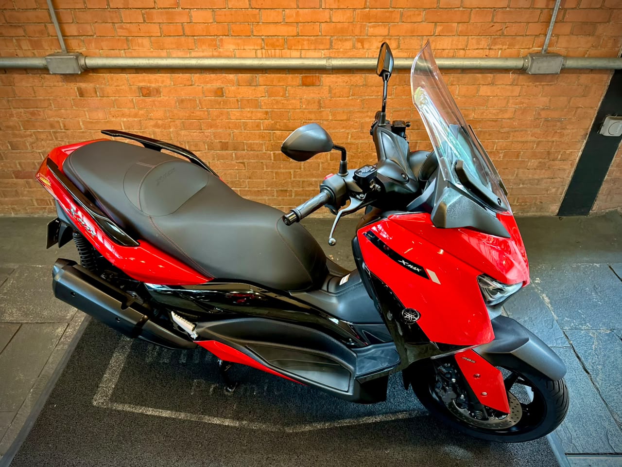 YAMAHA XMAX ABS