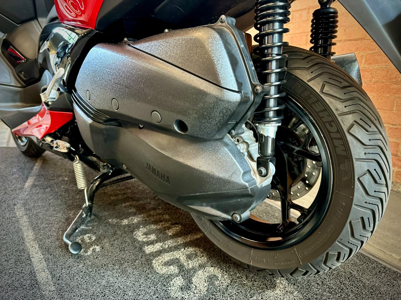 YAMAHA XMAX ABS