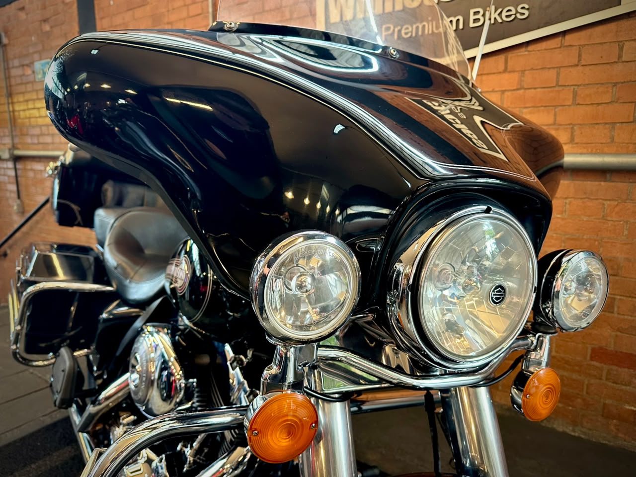 HARLEY-DAVIDSON ELECTRA GLIDE CLASSIC