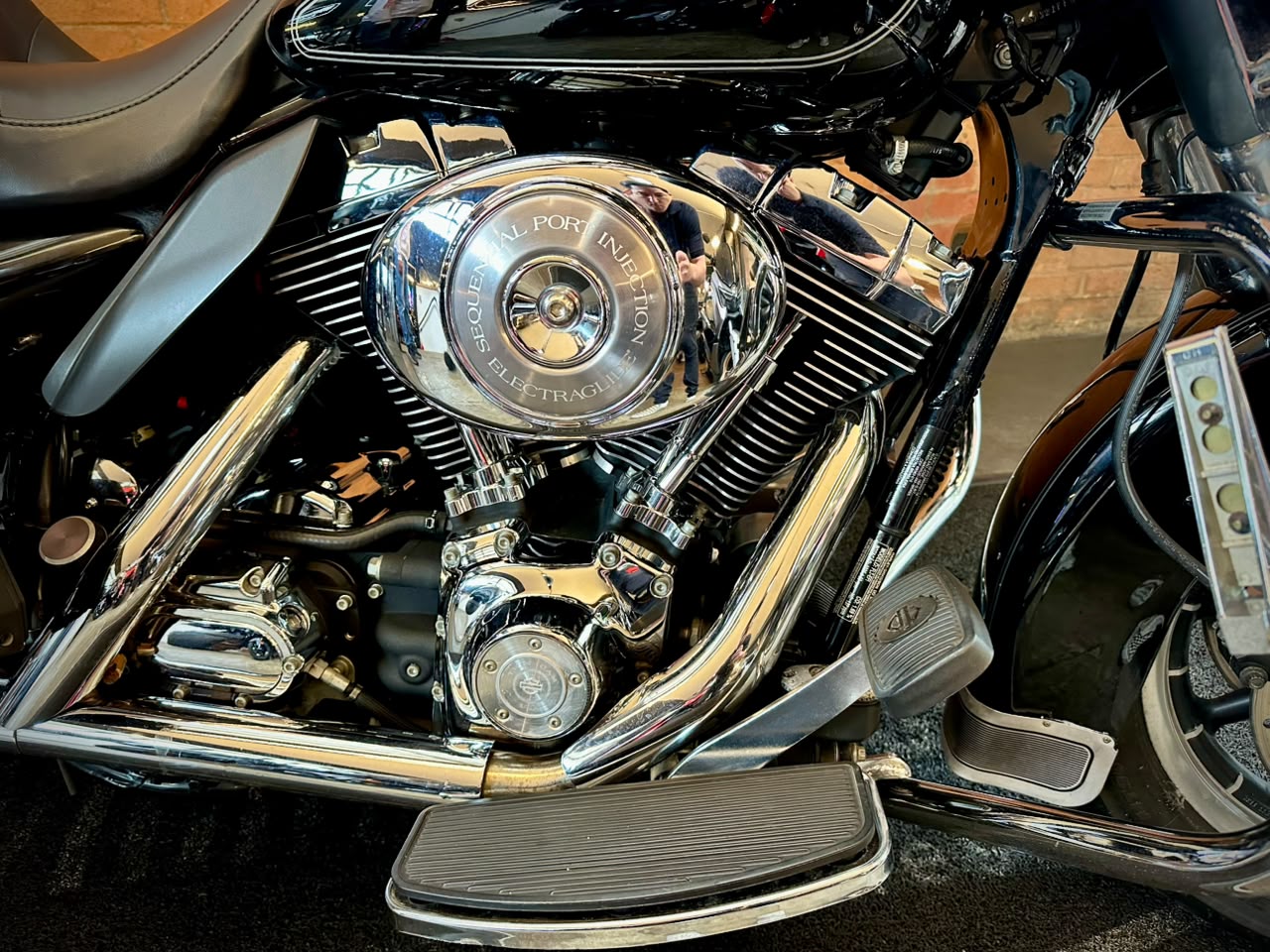 HARLEY-DAVIDSON ELECTRA GLIDE CLASSIC
