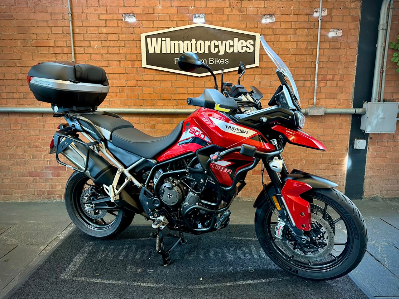 TRIUMPH TIGER 900 GT PRO