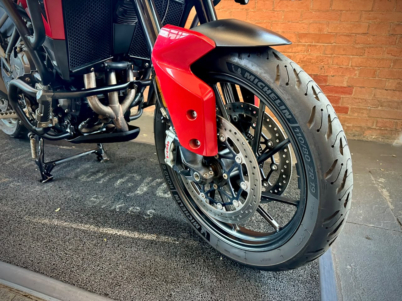 TRIUMPH TIGER 900 GT PRO
