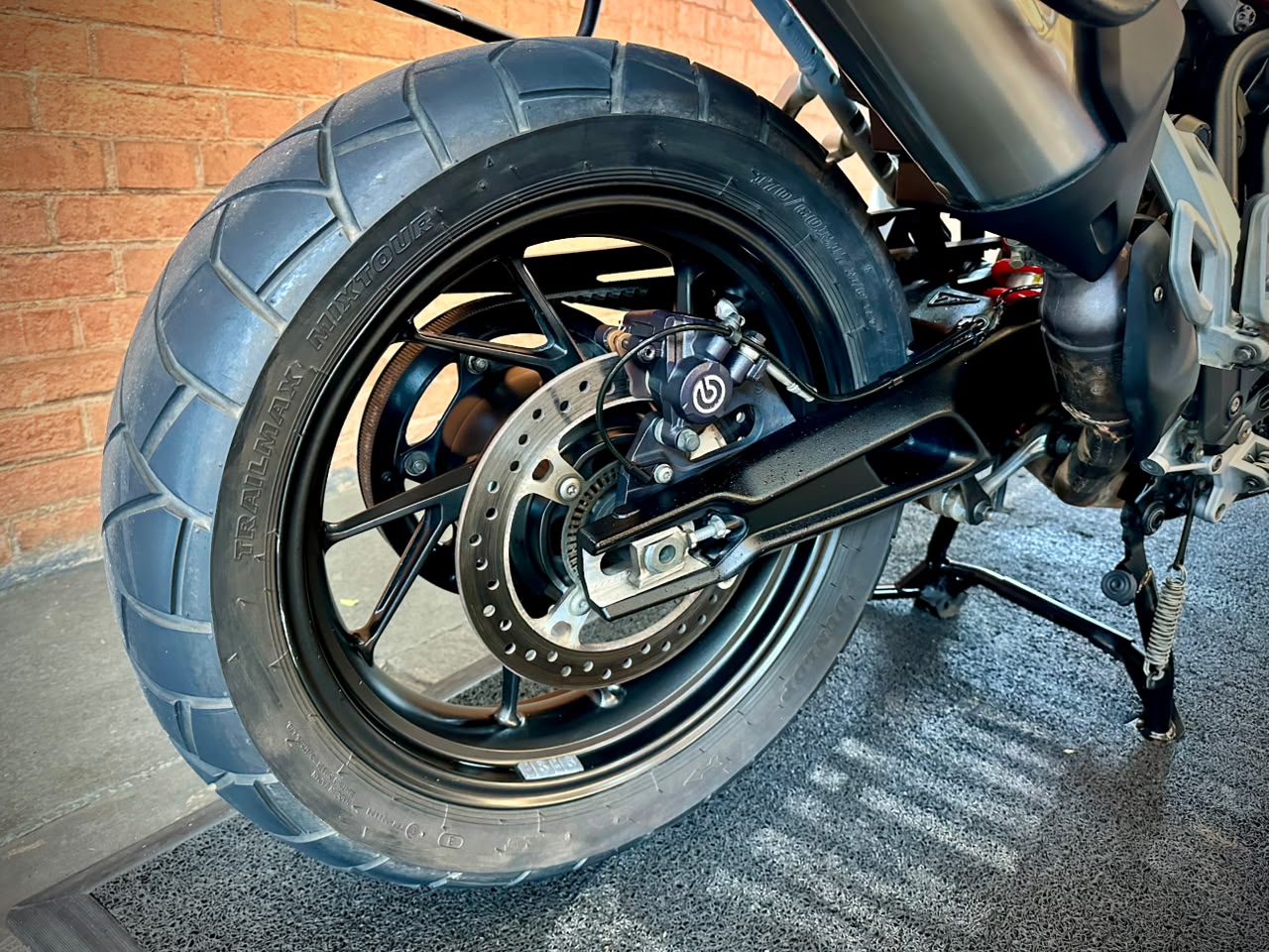 TRIUMPH TIGER 900 GT PRO