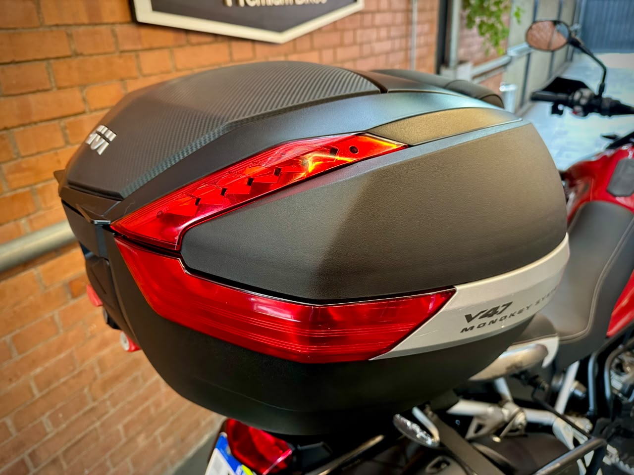 TRIUMPH TIGER 900 GT PRO