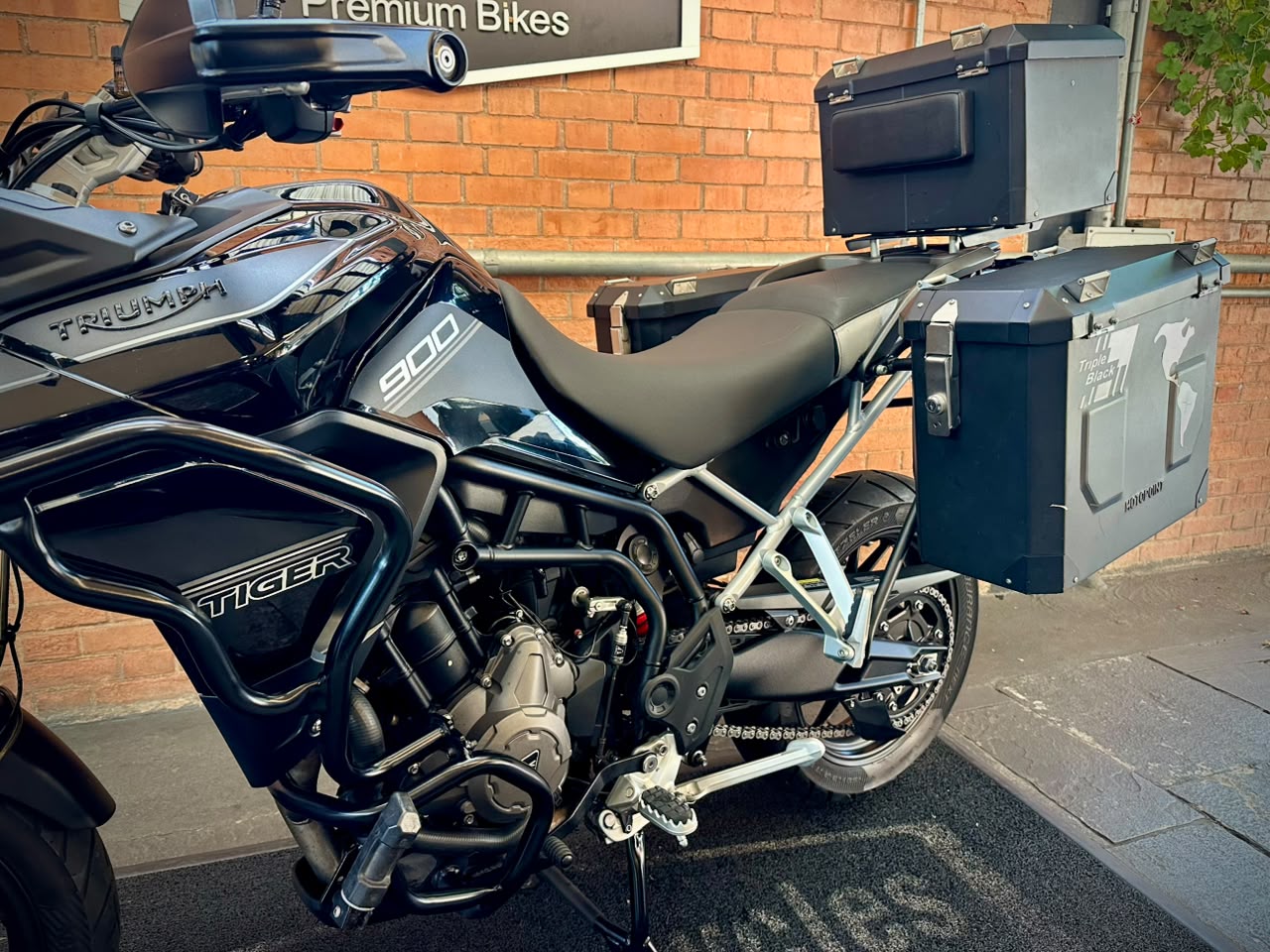 TRIUMPH TIGER 900 GT PRO
