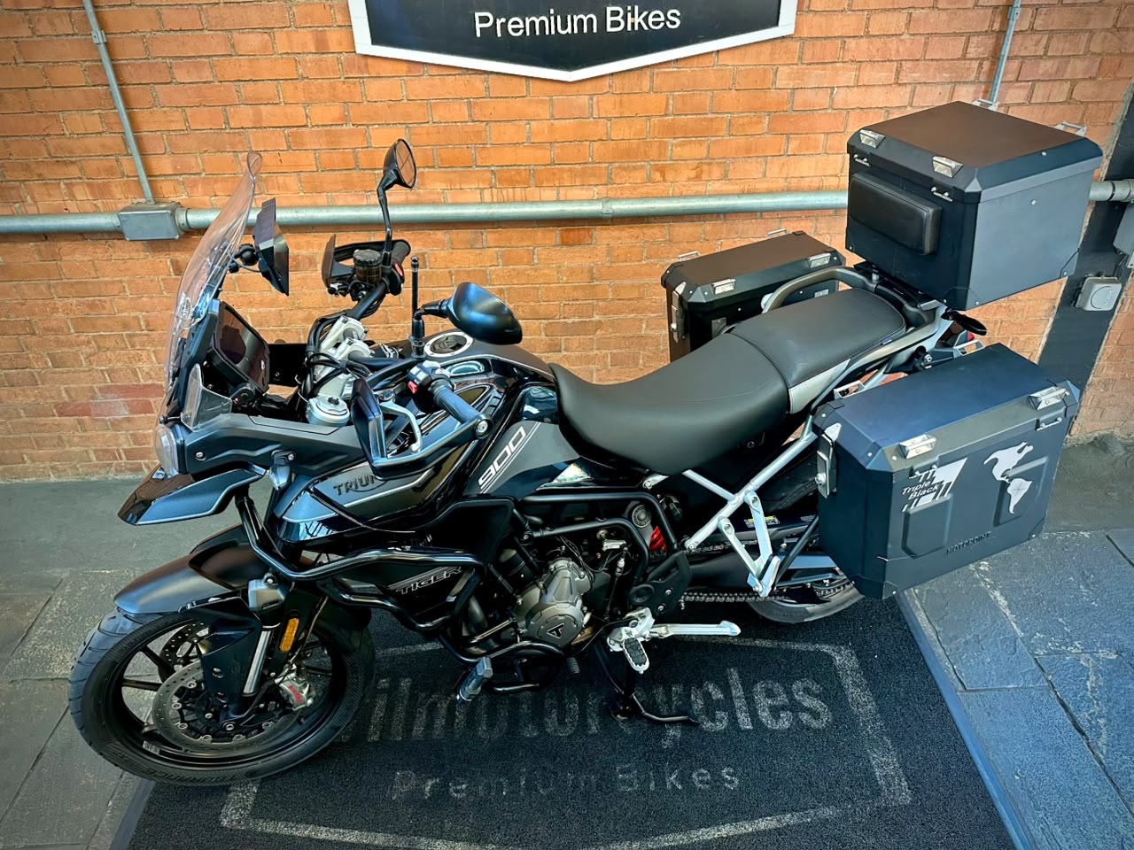TRIUMPH TIGER 900 GT PRO