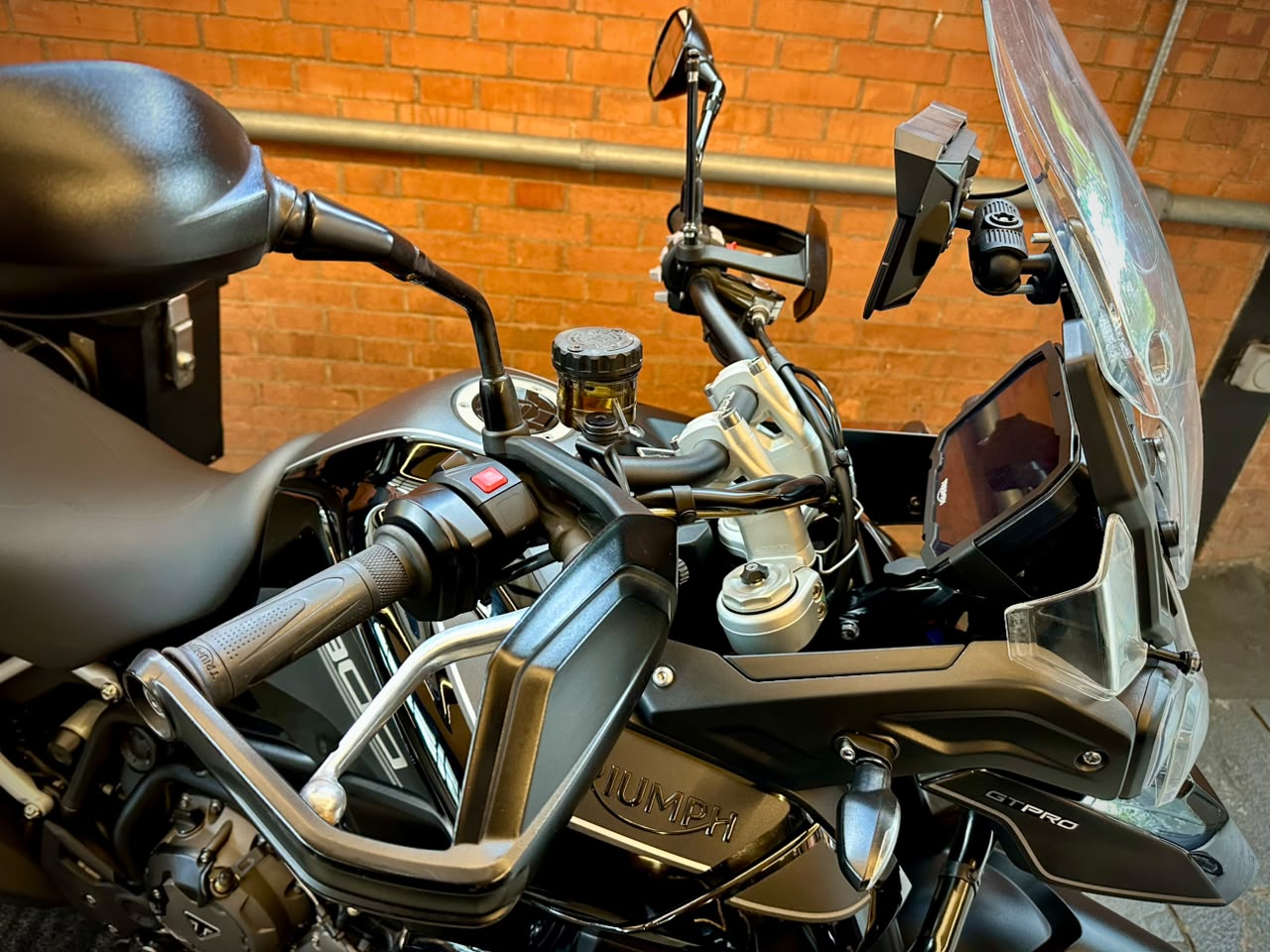 TRIUMPH TIGER 900 GT PRO