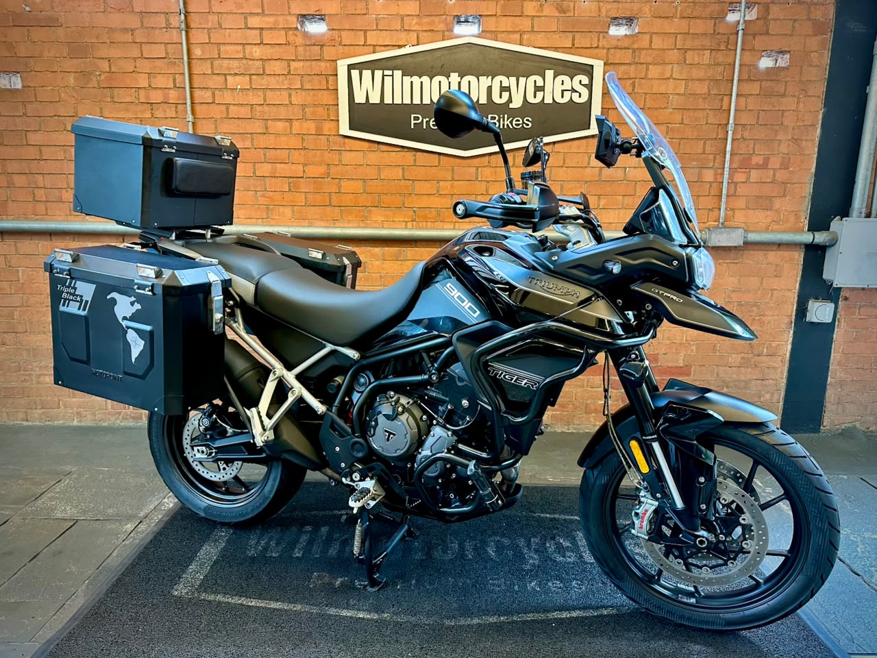 TRIUMPH TIGER 900 GT PRO