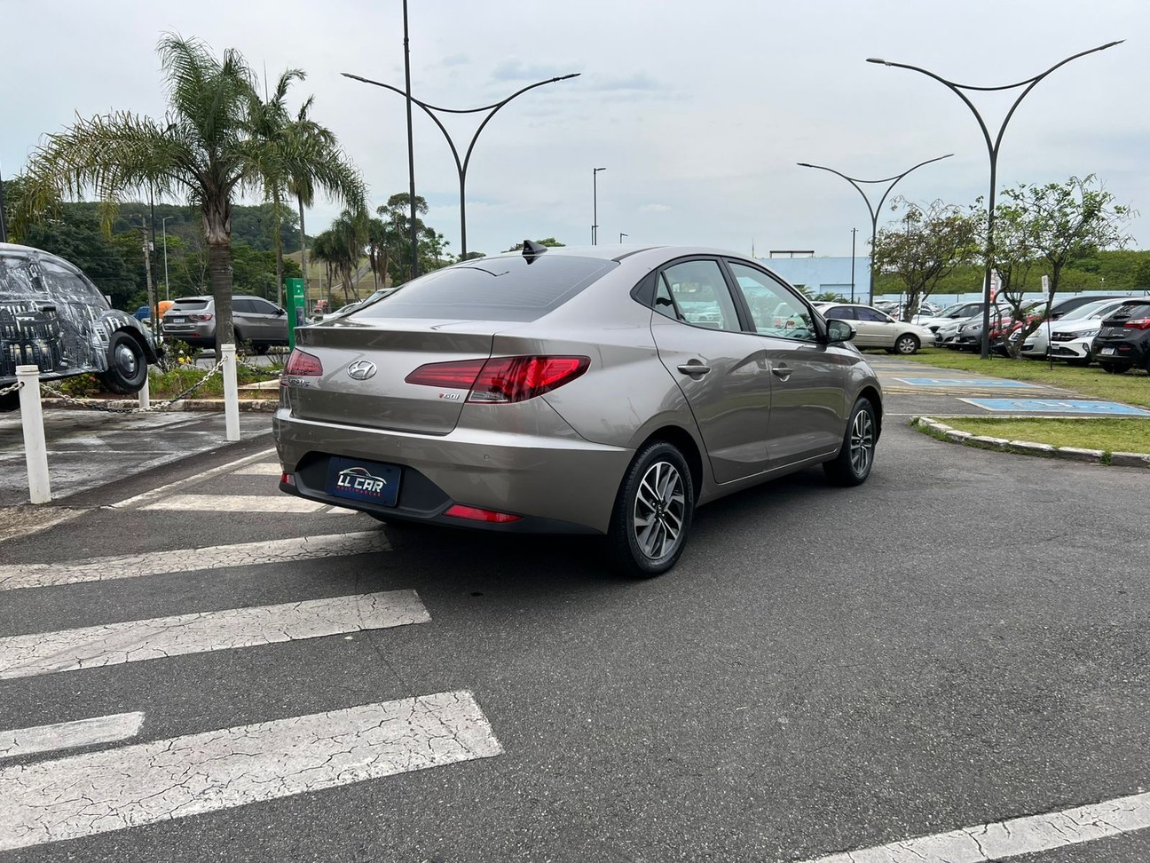 HYUNDAI HB20S