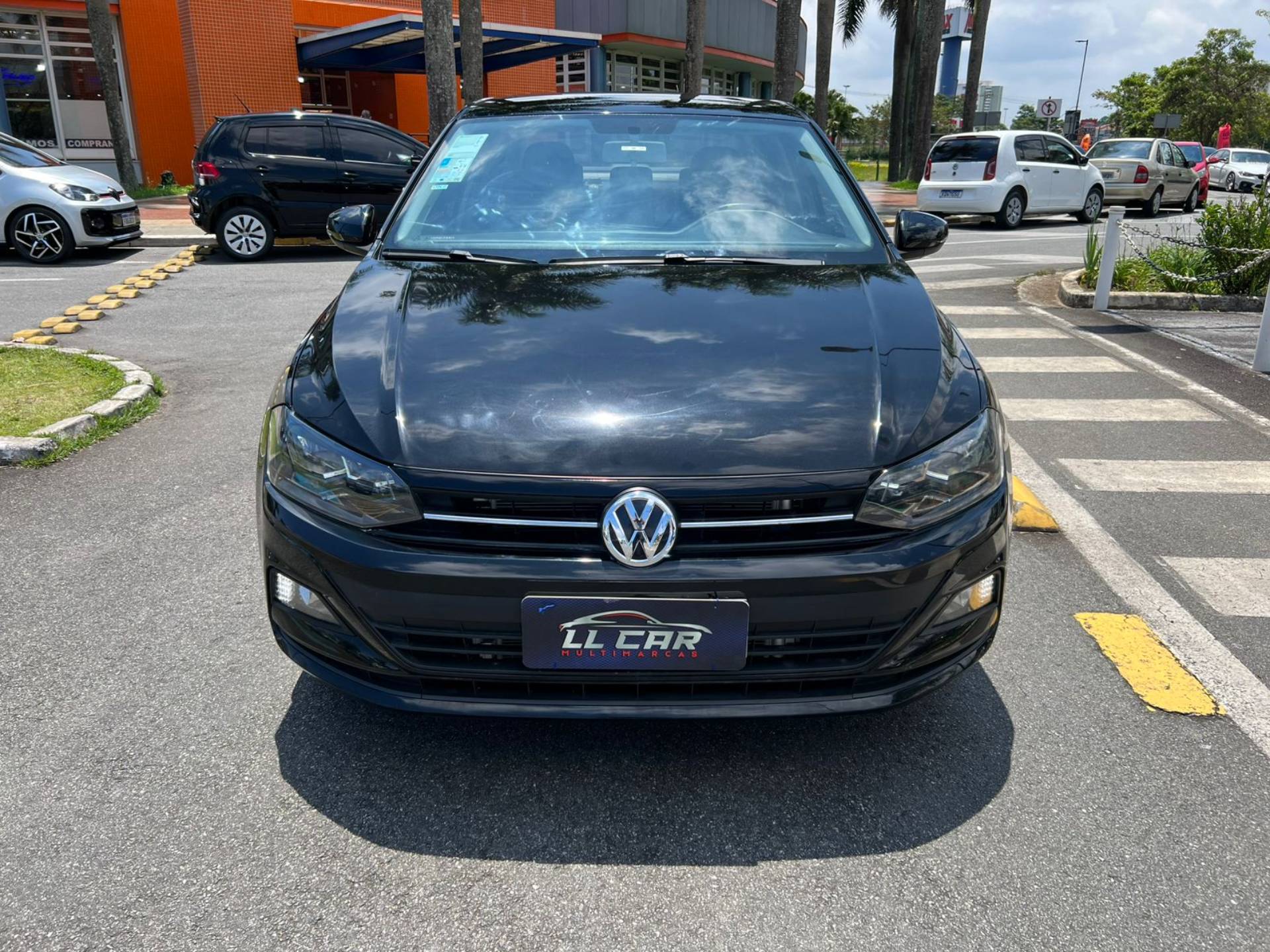 VOLKSWAGEN VIRTUS
