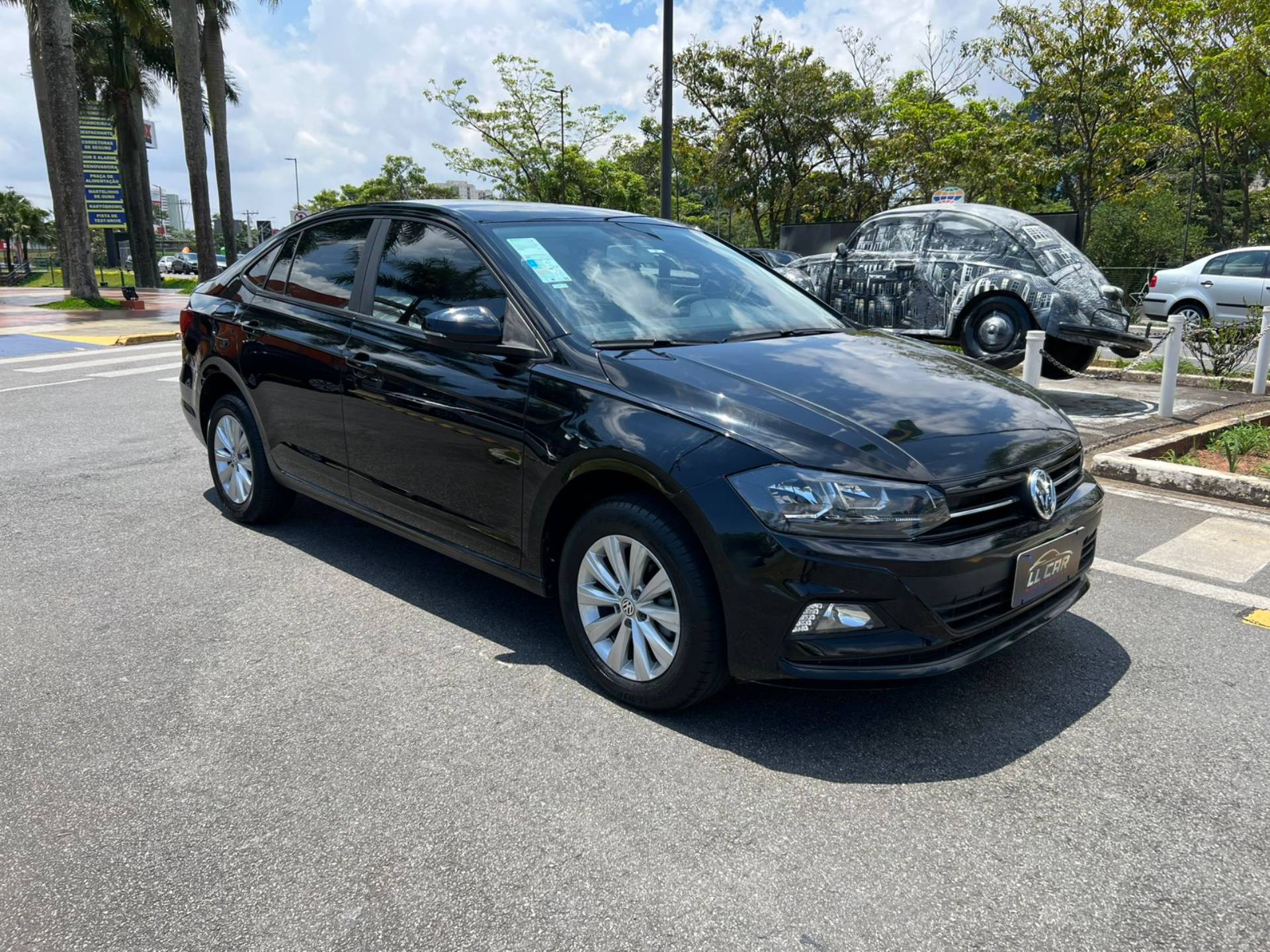 VOLKSWAGEN VIRTUS
