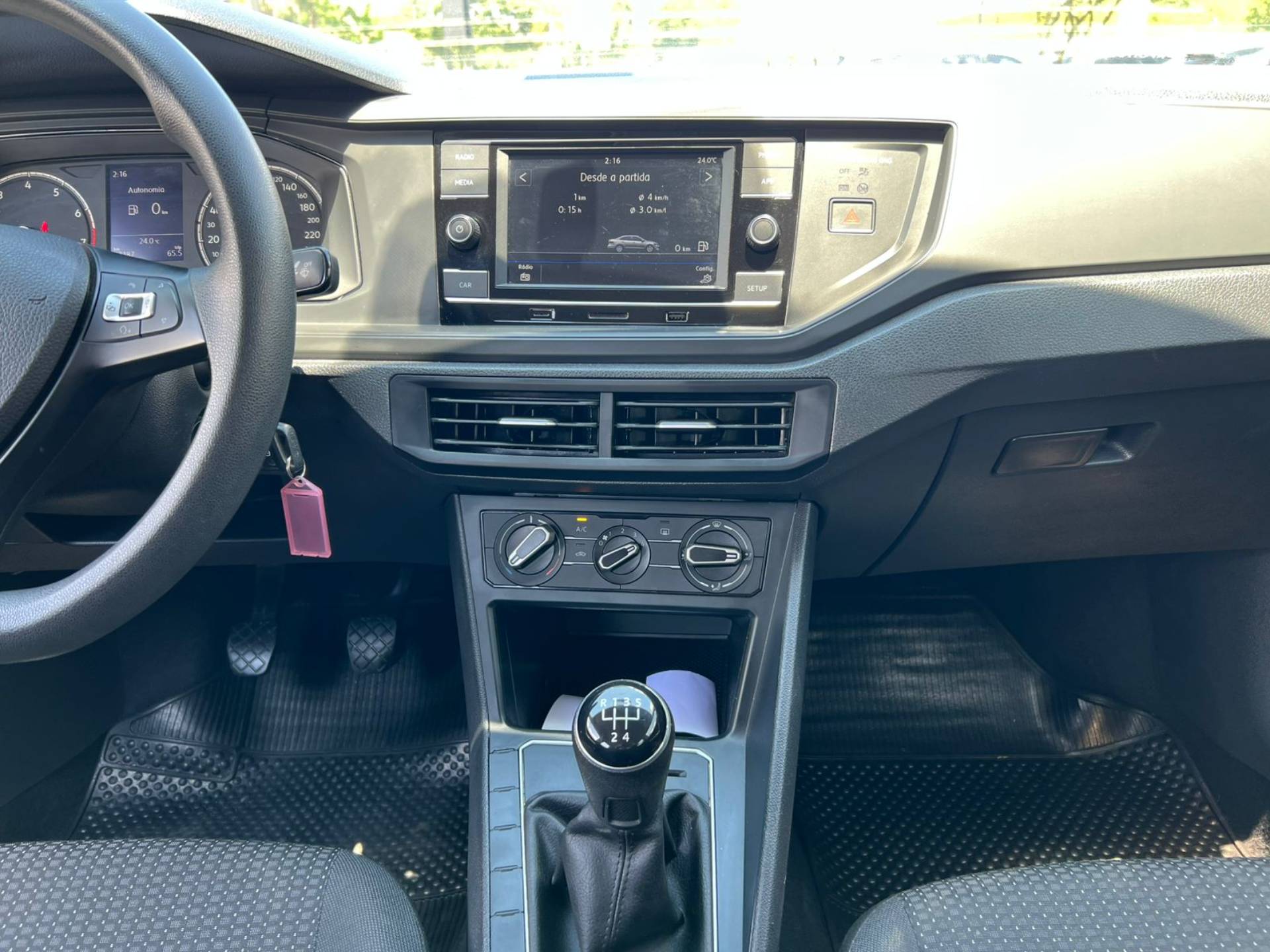 VOLKSWAGEN VIRTUS