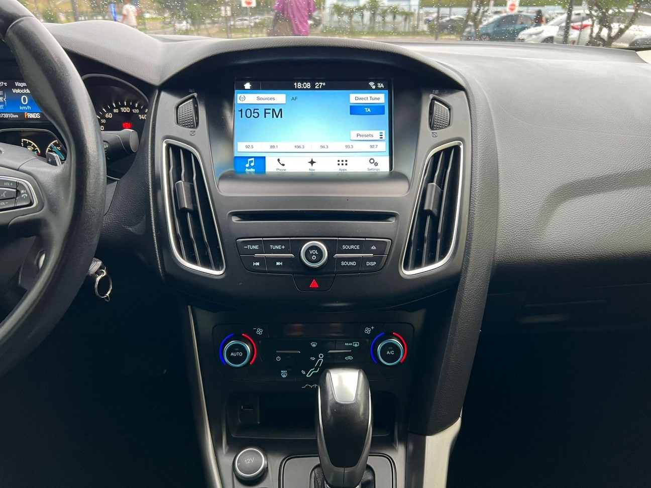 FORD FOCUS