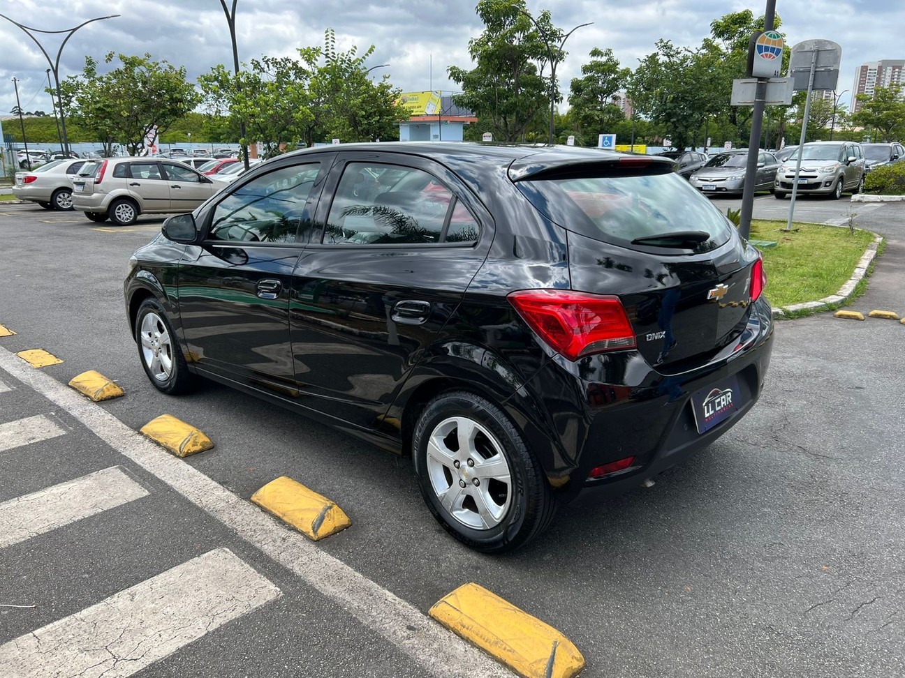 CHEVROLET ONIX