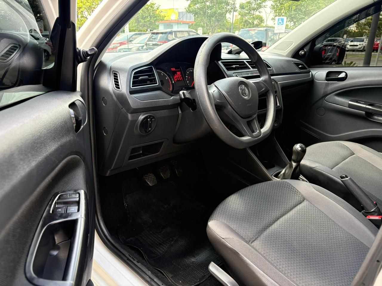VOLKSWAGEN GOL