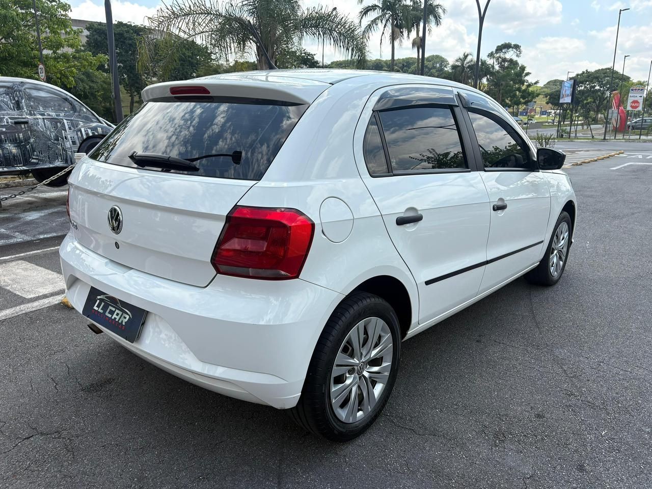 VOLKSWAGEN GOL