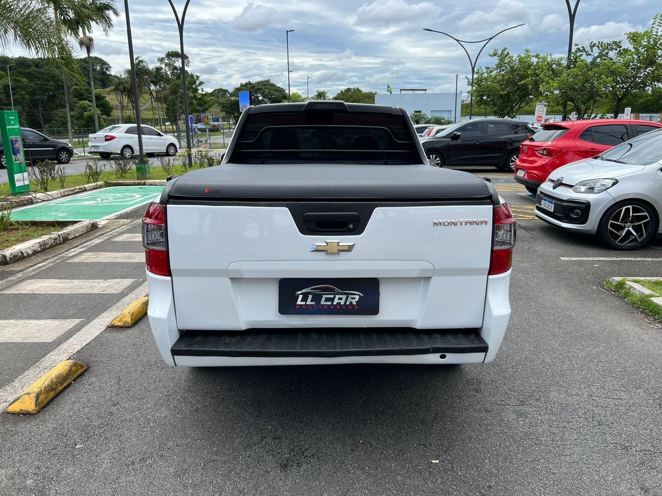 CHEVROLET MONTANA