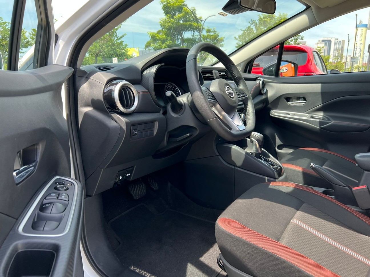 NISSAN VERSA