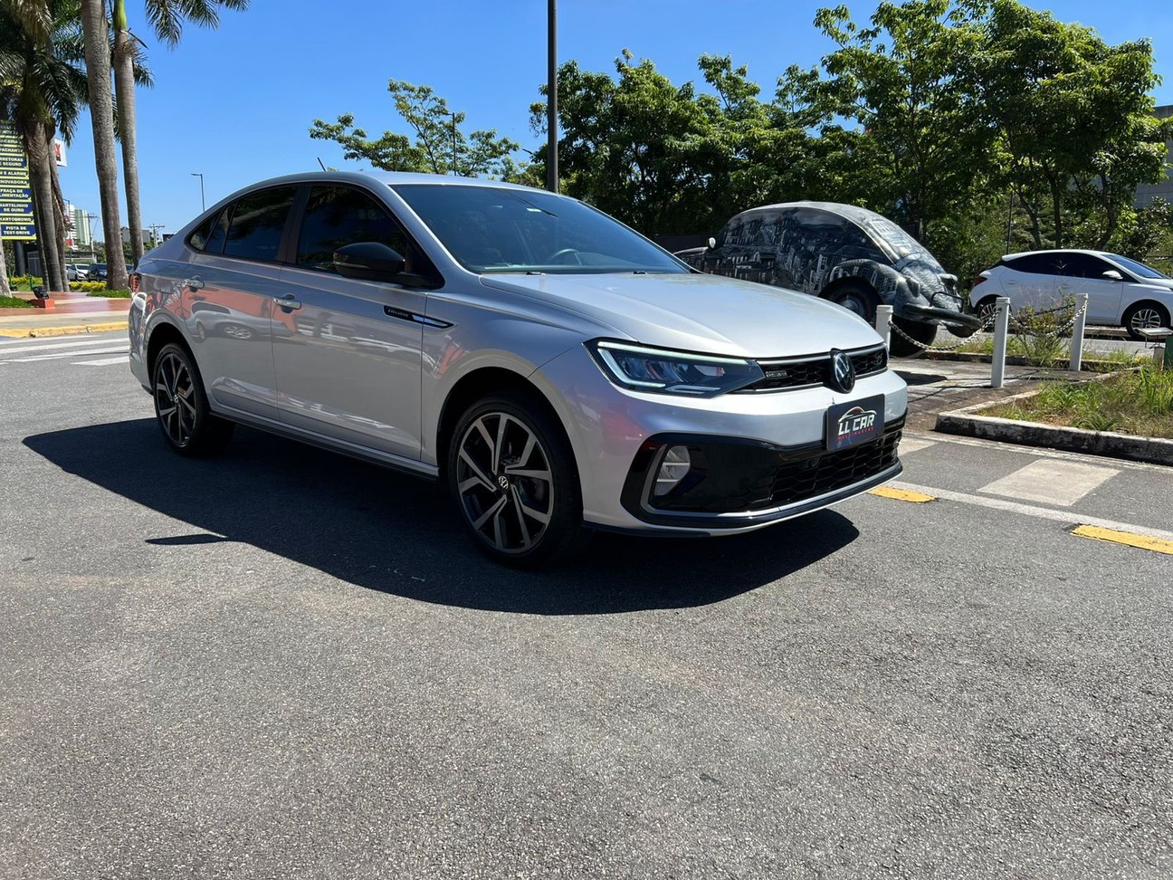 VOLKSWAGEN VIRTUS