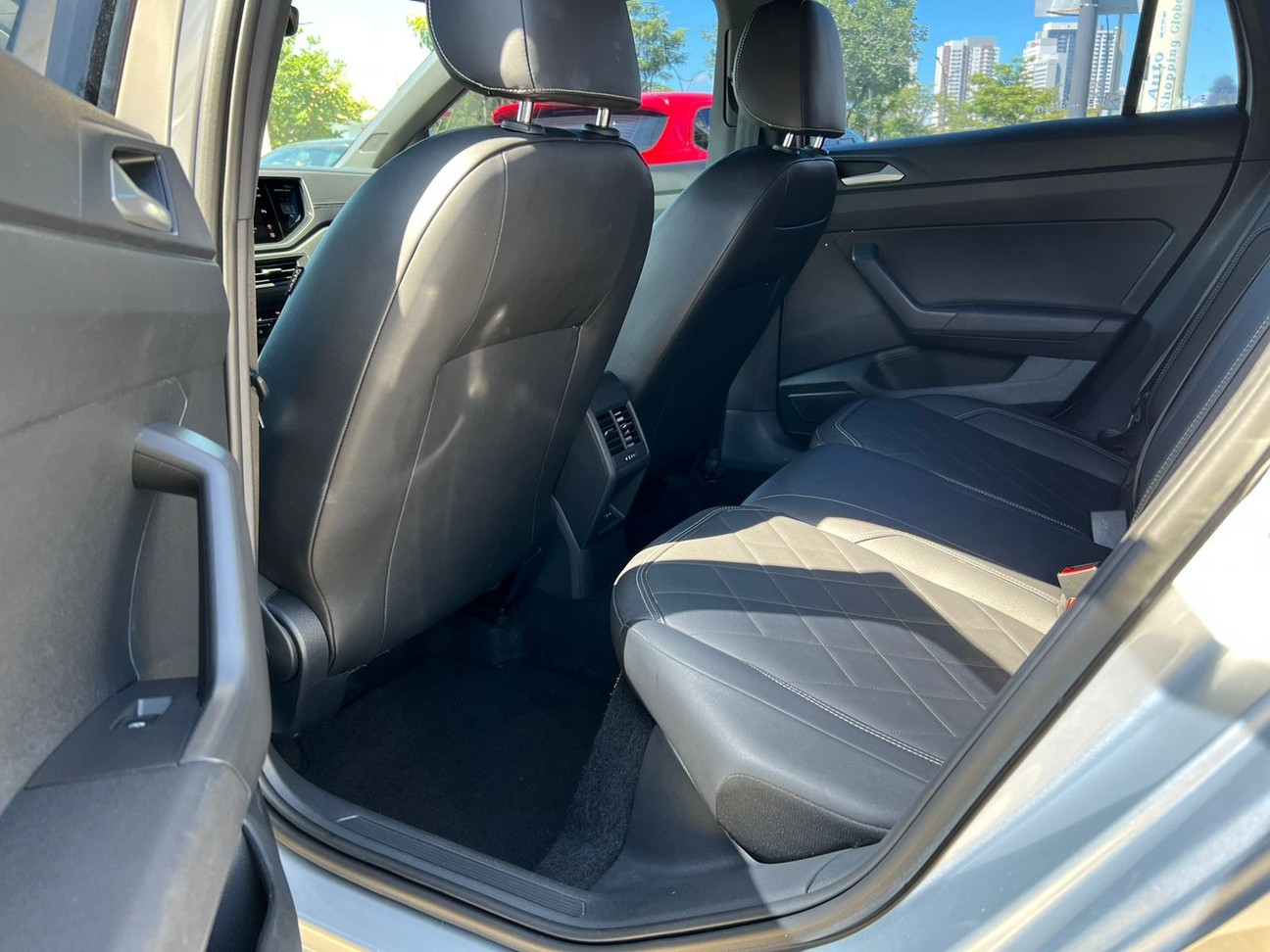 VOLKSWAGEN VIRTUS