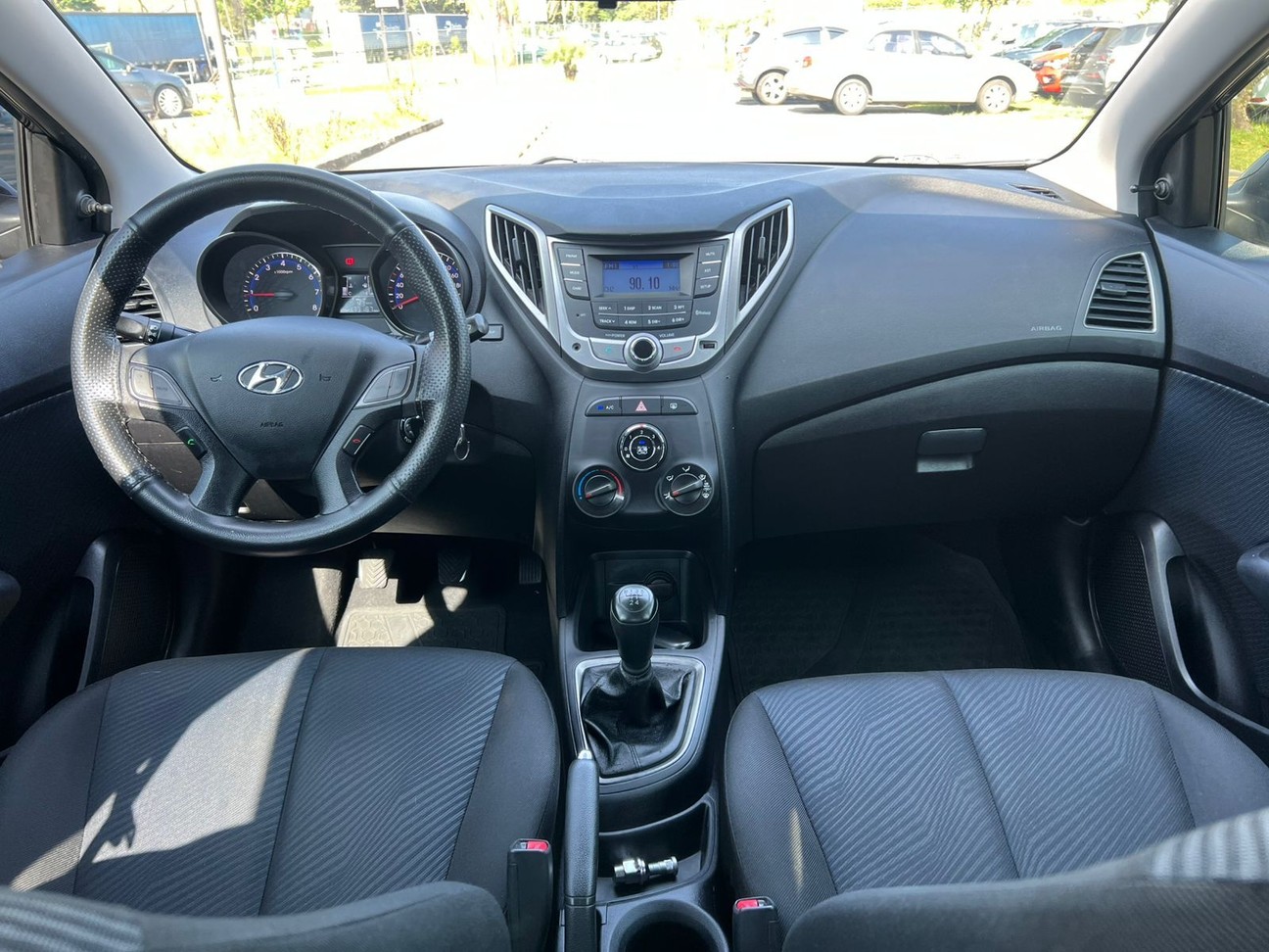 HYUNDAI HB20S