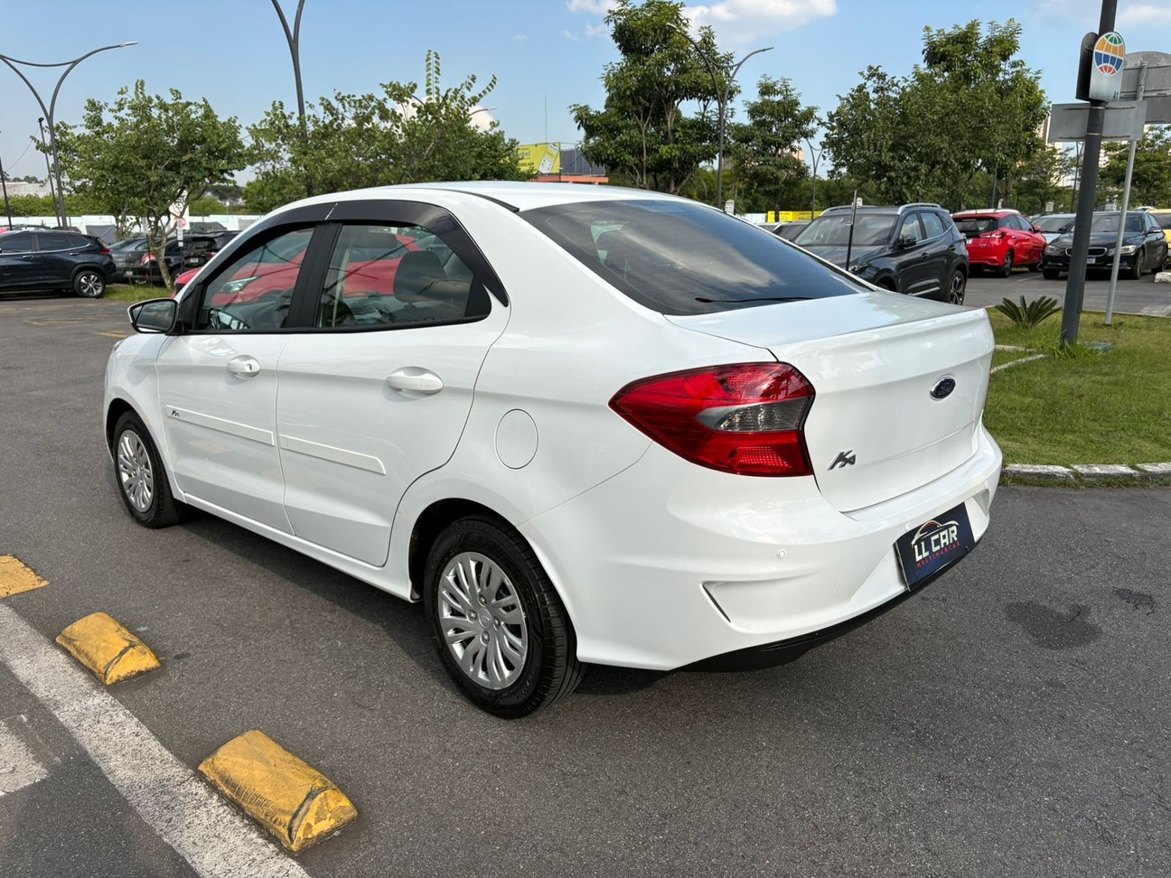 FORD KA