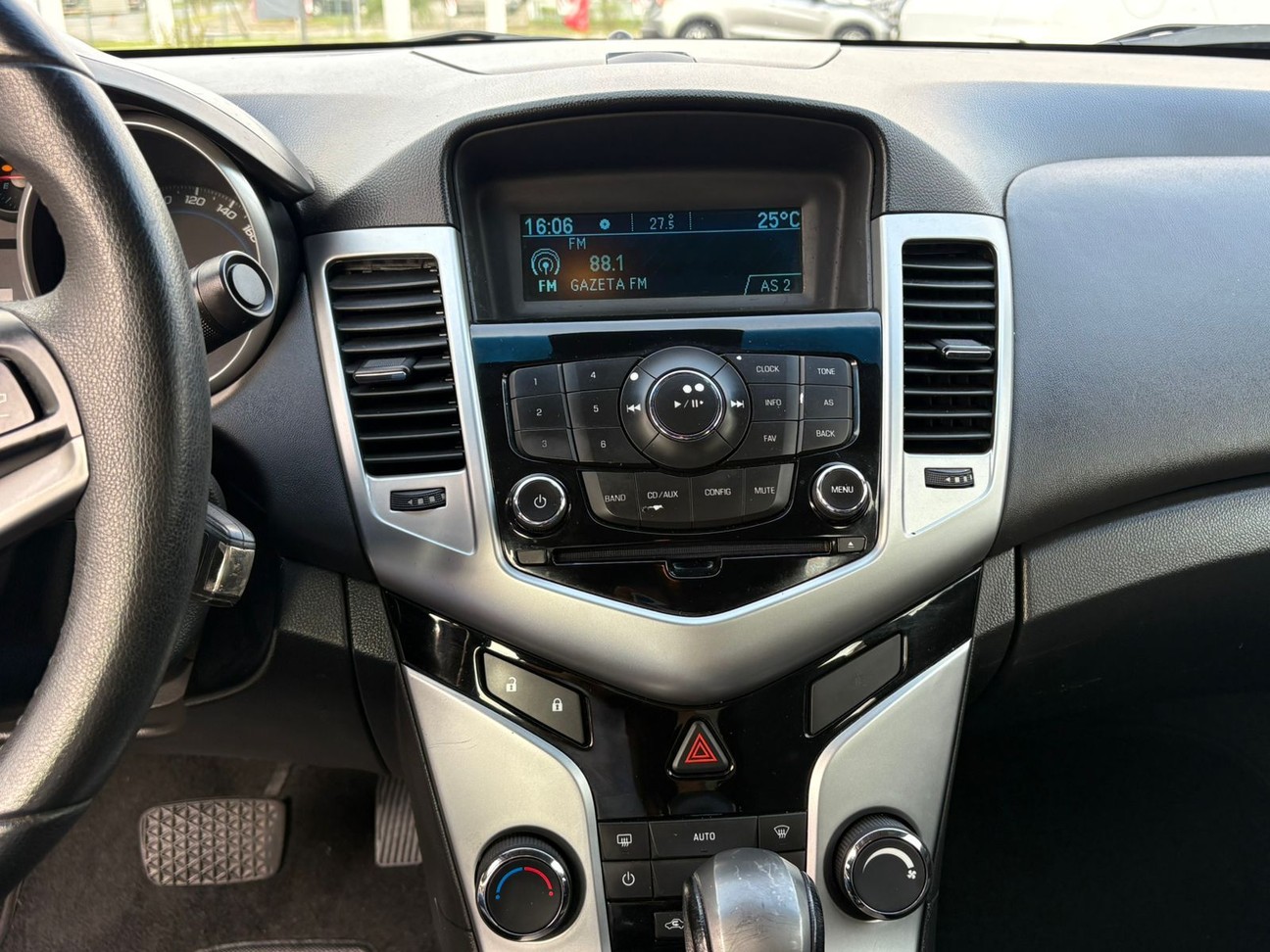 CHEVROLET CRUZE